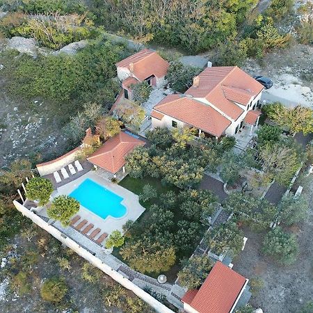 Villa Dabo Novalja Buitenkant foto