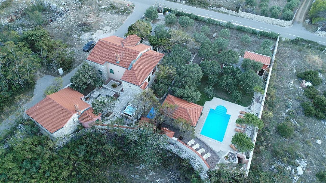 Villa Dabo Novalja Buitenkant foto